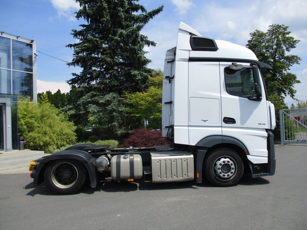 Mercedes-Benz 1845 Actros EURO 6 MEGA/lowdeck - Tractor unit: picture 4 Mercedes-Benz 1845 Actros EURO 6 MEGA/lowdeck - Tractor unit: picture 4