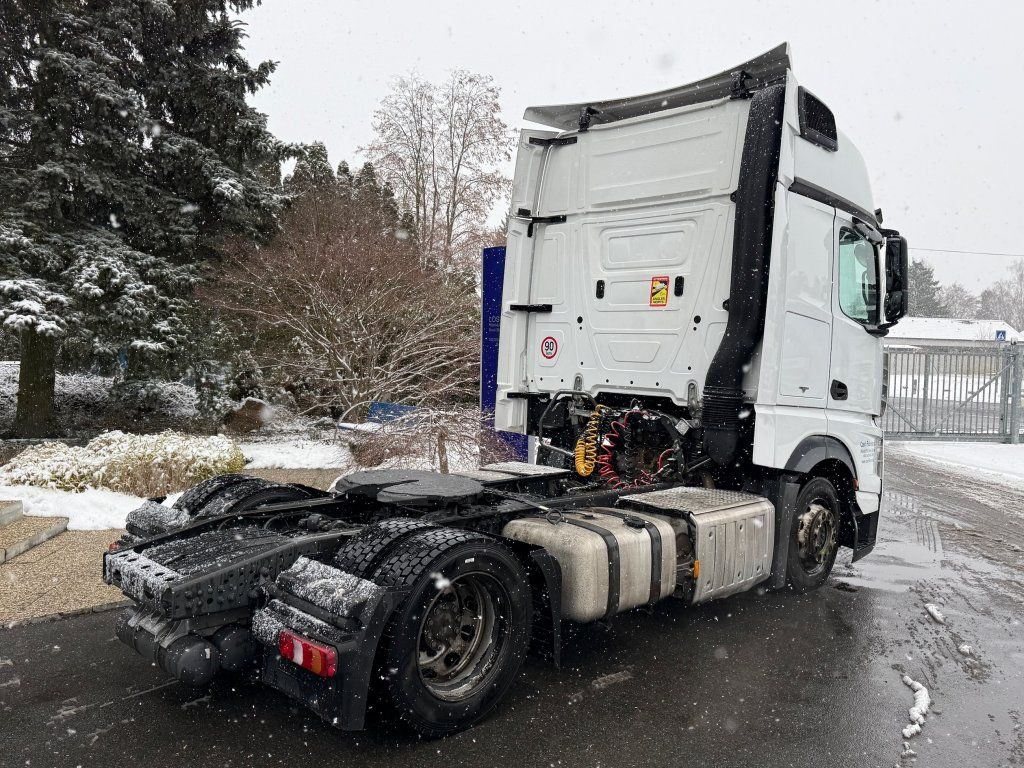 Mercedes-Benz 1845 Actros EURO 6 MEGA/lowdeck Gigaspace - Tractor unit: picture 4 Mercedes-Benz 1845 Actros EURO 6 MEGA/lowdeck Gigaspace - Tractor unit: picture 4