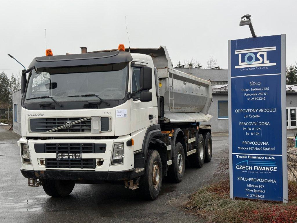 Volvo FM440 8x6 - Tipper: picture 1 Volvo FM440 8x6 - Tipper: picture 1