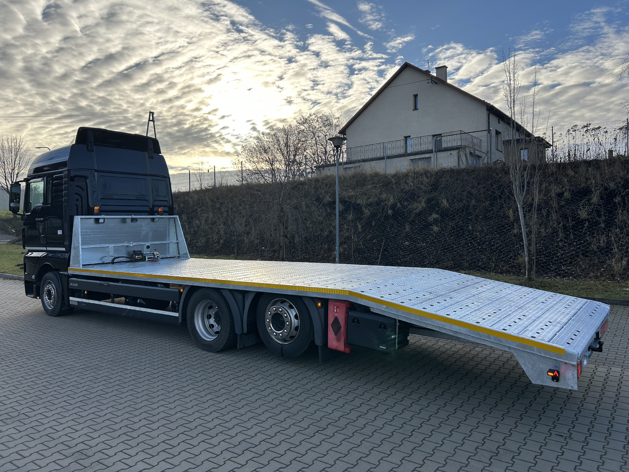 MAN TGX 26.460 / NEW GALVANIZED TOW TRUCK 2025 / WINCH - Autotransporter truck: picture 4 MAN TGX 26.460 / NEW GALVANIZED TOW TRUCK 2025 / WINCH - Autotransporter truck: picture 4