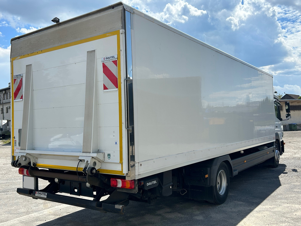 MERCEDES-BENZ ATEGO 1230 / BIGSPACE / 2020 / KOFFER 19 EPAL / LBW 2T - Box truck: picture 3 MERCEDES-BENZ ATEGO 1230 / BIGSPACE / 2020 / KOFFER 19 EPAL / LBW 2T - Box truck: picture 3