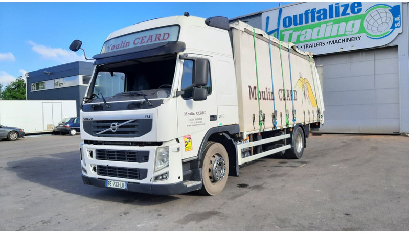 Volvo FM 370 - Curtain side truck: picture 1 Volvo FM 370 - Curtain side truck: picture 1