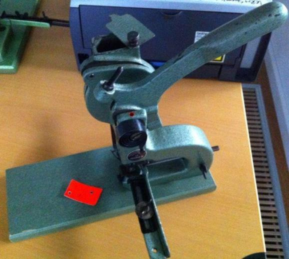 Hang Piccolo oiling machine - Printing machinery: picture 4 Hang Piccolo oiling machine - Printing machinery: picture 4