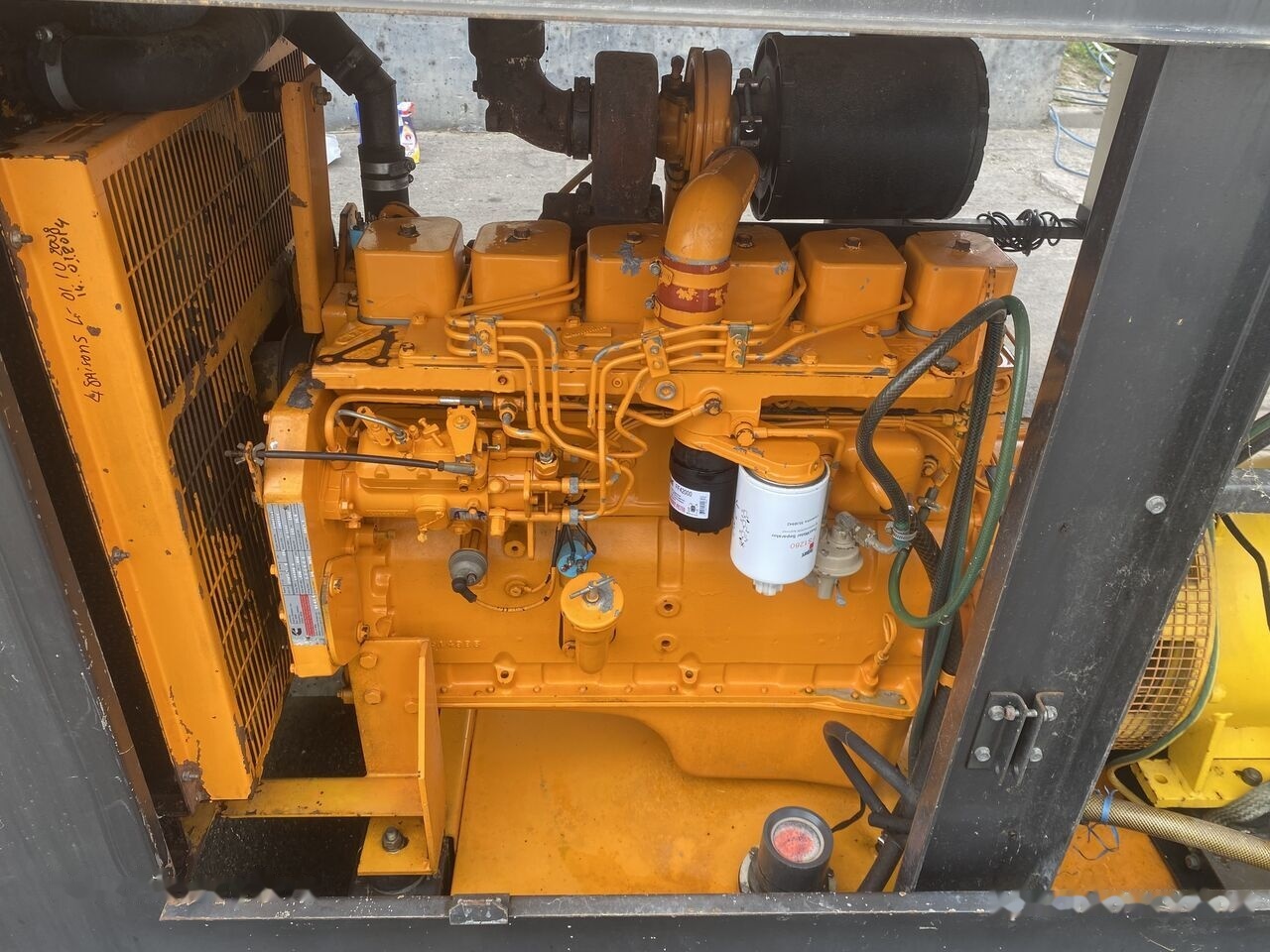 SDMO 100 kVa Cummins 6BT5.9 - Generator set: picture 4 SDMO 100 kVa Cummins 6BT5.9 - Generator set: picture 4