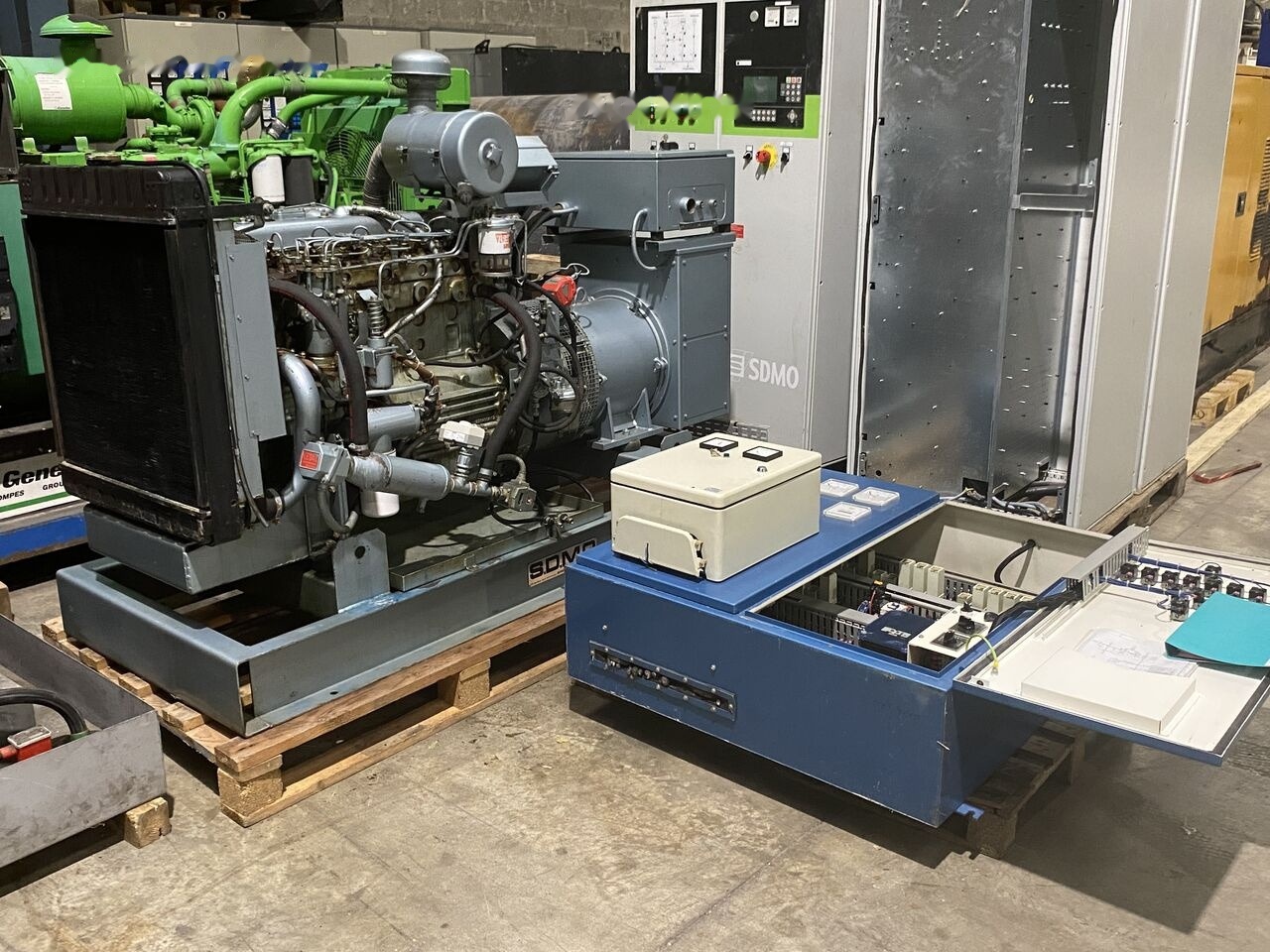 SDMO 70 kVa Perkins diesel - Generator set: picture 2 SDMO 70 kVa Perkins diesel - Generator set: picture 2