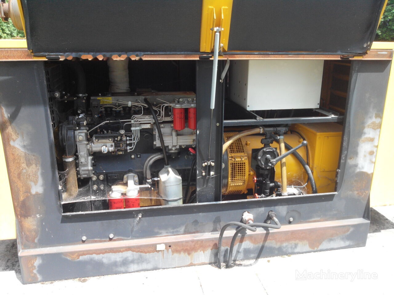 SDMO DAP 110 kVa - Generator set: picture 2 SDMO DAP 110 kVa - Generator set: picture 2