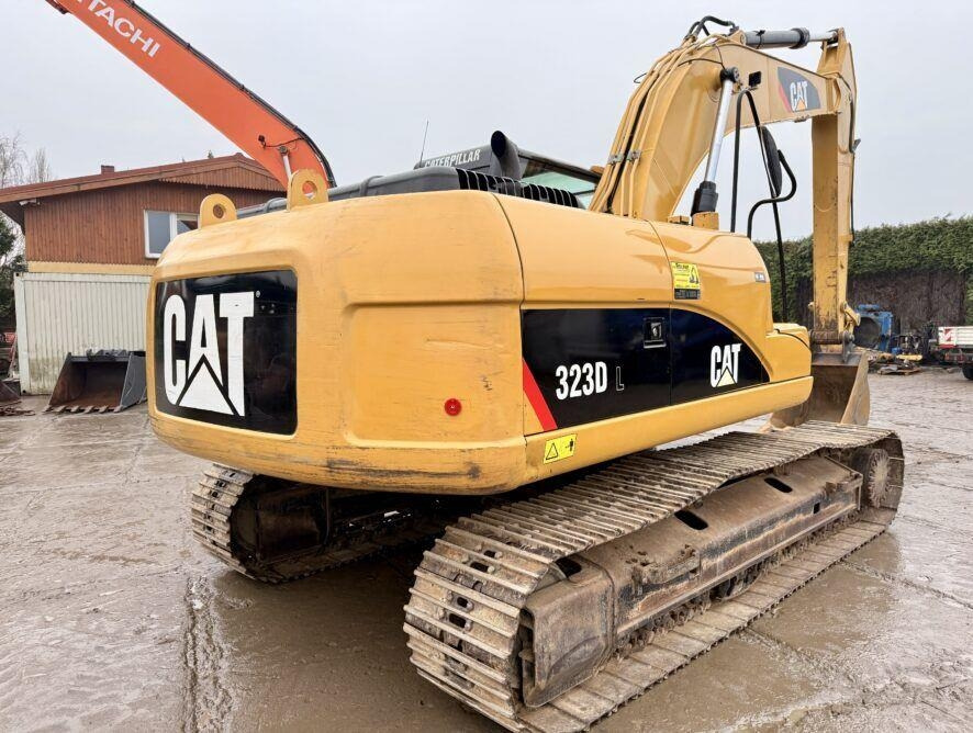 CAT 323DL - Crawler excavator: picture 4 CAT 323DL - Crawler excavator: picture 4