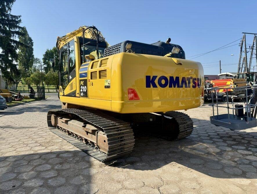 Komatsu PC210LC-11 ENGCON 2x buckets - Crawler excavator: picture 4 Komatsu PC210LC-11 ENGCON 2x buckets - Crawler excavator: picture 4