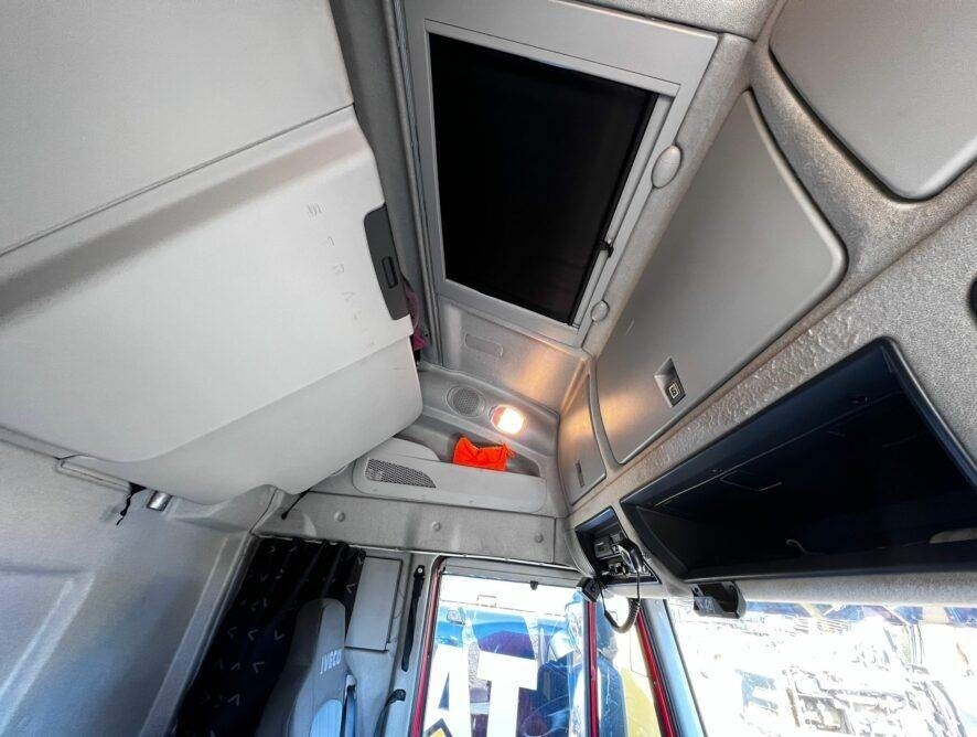Iveco MAX TRAILER 60t - Tractor unit: picture 5 Iveco MAX TRAILER 60t - Tractor unit: picture 5