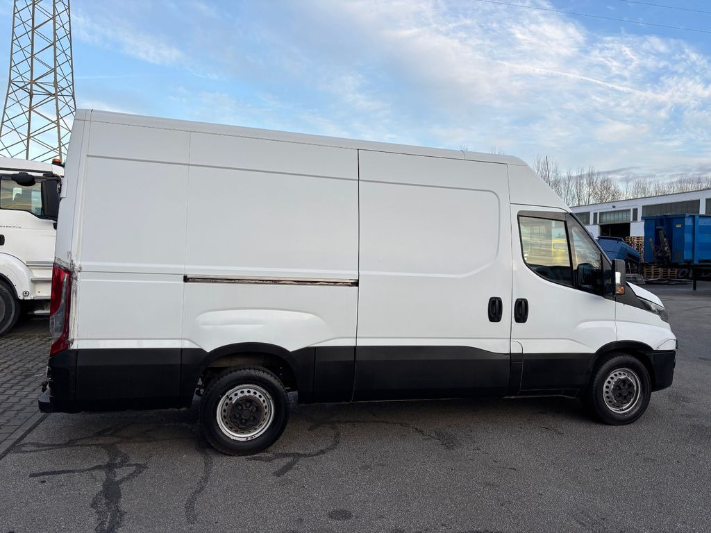 Iveco Daily 35S130 Klima - Panel van: picture 4 Iveco Daily 35S130 Klima - Panel van: picture 4