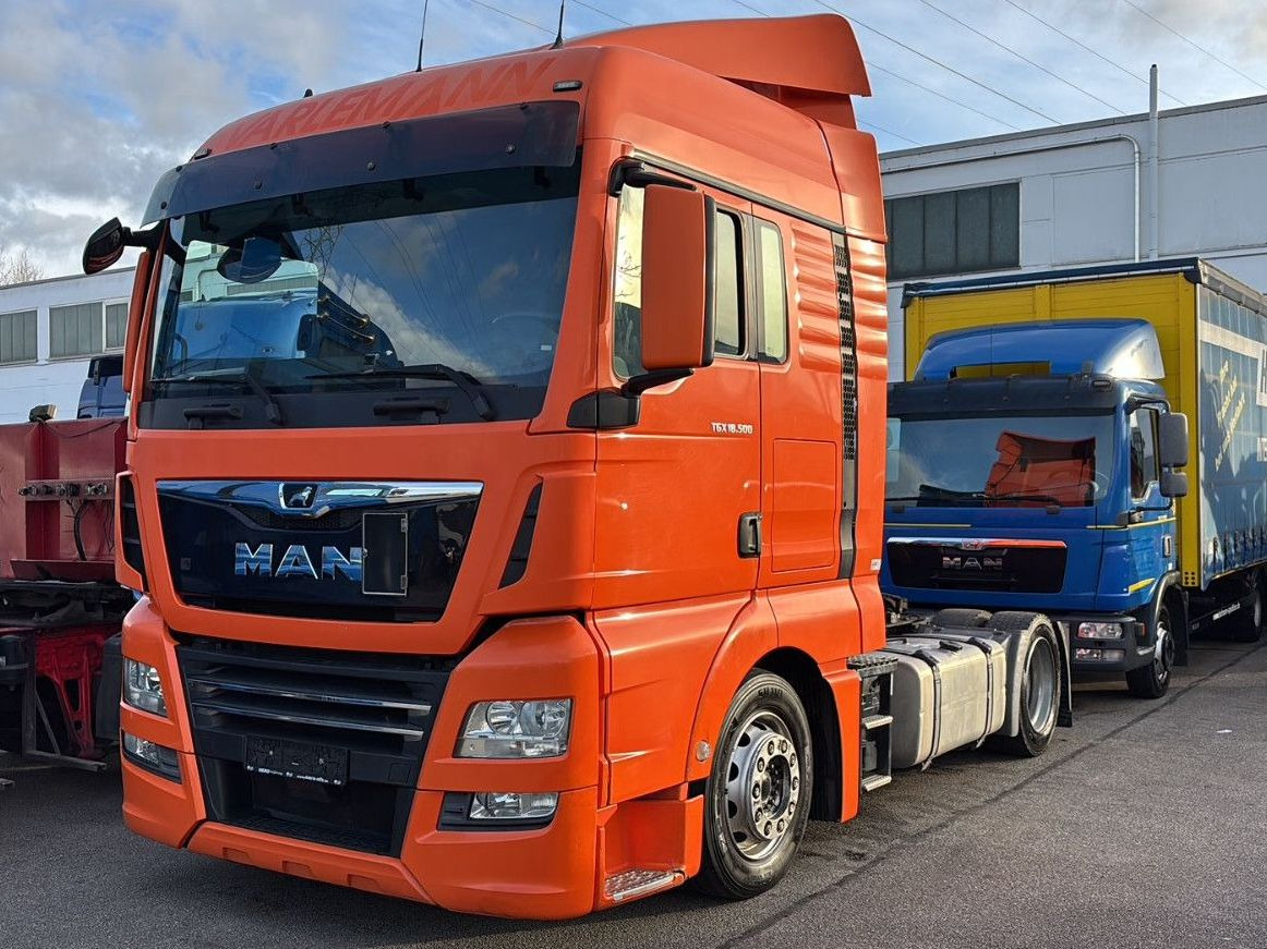 MAN TGX 18.500 XXL HUBSATTELLKUPLUNG - Tractor unit: picture 1 MAN TGX 18.500 XXL HUBSATTELLKUPLUNG - Tractor unit: picture 1