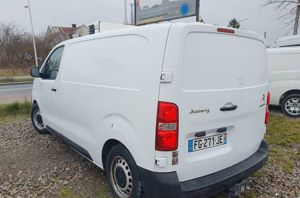 Refrigerated delivery van Citroen JUMPY CHLODNIA MROZNIA CARRIER+230V KLIMA EURO6 [ Copy ] [ Copy ]: picture 10