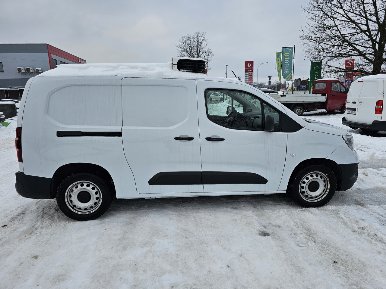 OPEL COMBO MAXI LONG CHLODNIA MROZNIA CARRIER KLIMA EURO6 - Refrigerated delivery van: picture 3 OPEL COMBO MAXI LONG CHLODNIA MROZNIA CARRIER KLIMA EURO6 - Refrigerated delivery van: picture 3