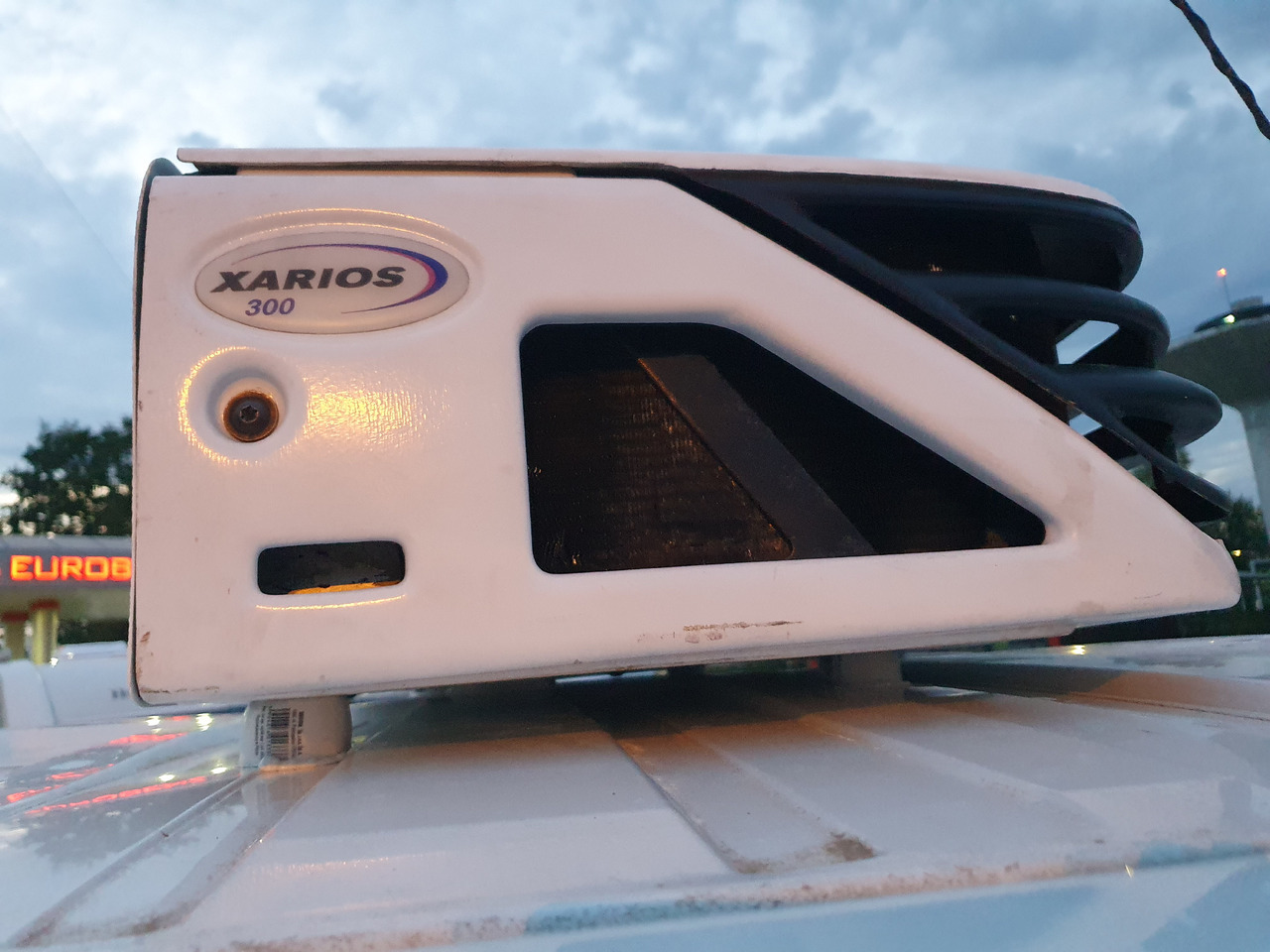 Opel VIVARO CHLODNIA CARRIER+230V KLIMA NAVI EURO6 - Refrigerated delivery van: picture 4 Opel VIVARO CHLODNIA CARRIER+230V KLIMA NAVI EURO6 - Refrigerated delivery van: picture 4
