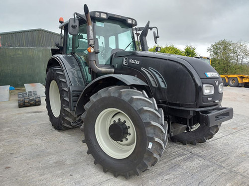 2012 Valtra T132 - Farm tractor: picture 1 2012 Valtra T132 - Farm tractor: picture 1