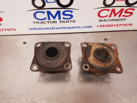 Case Maxxum 5120, 5140, 5130, 5240 Cab Front Support Damper Pair 1533773c1 - Cab suspension: picture 2 Case Maxxum 5120, 5140, 5130, 5240 Cab Front Support Damper Pair 1533773c1 - Cab suspension: picture 2
