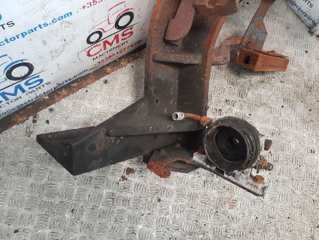 Deutz Agrotron 6120.4, Series 6, 6 Ttv Exhaust Silencer Support 0.018.5358.0/40 - Muffler/ Exhaust system: picture 5 Deutz Agrotron 6120.4, Series 6, 6 Ttv Exhaust Silencer Support 0.018.5358.0/40 - Muffler/ Exhaust system: picture 5