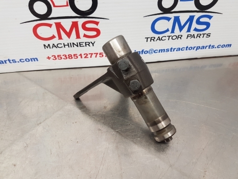 Fendt 818, 712, 820, Pto Shift Fork Assy 716151220421, 716151220440 - Transmission: picture 2 Fendt 818, 712, 820, Pto Shift Fork Assy 716151220421, 716151220440 - Transmission: picture 2