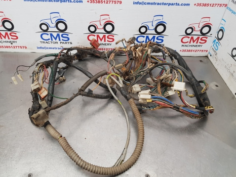 Fiat 160-90, 140-90, 115-90, 180-90, 160-90 Dash Wiring Loom Complete 5131408 - Cables/ Wire harness: picture 1 Fiat 160-90, 140-90, 115-90, 180-90, 160-90 Dash Wiring Loom Complete 5131408 - Cables/ Wire harness: picture 1