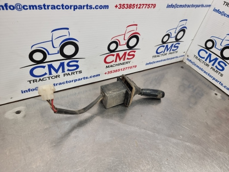 Fiat F, F-dt Series, F140, F120, F130 Switch Lever Windshield Wiper 5141941 - Electrical system: picture 2 Fiat F, F-dt Series, F140, F120, F130 Switch Lever Windshield Wiper 5141941 - Electrical system: picture 2