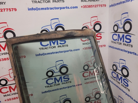 Fiat F Series F100, F110, F130, F140 Cab Back Glass Lhs, Seal 5154092, 5152716 - Window and parts: picture 4 Fiat F Series F100, F110, F130, F140 Cab Back Glass Lhs, Seal 5154092, 5152716 - Window and parts: picture 4