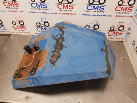 Ford 40 Series 7840, 8240, 8340 Cab Mudguard Fender Panel Rear Lhs 82003109 - Fender: picture 3 Ford 40 Series 7840, 8240, 8340 Cab Mudguard Fender Panel Rear Lhs 82003109 - Fender: picture 3