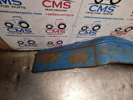 Ford 7840, 6640, 40 Series, Cab Mudguard Pair 82003106, 82003105 - Fender: picture 2 Ford 7840, 6640, 40 Series, Cab Mudguard Pair 82003106, 82003105 - Fender: picture 2
