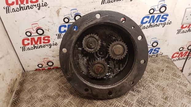 Jcb Fastrac 185-65 Front Axle Hub Cover 816/m3848, 454/02703, 458/m4231 - Front axle for Farm tractor: picture 3 Jcb Fastrac 185-65 Front Axle Hub Cover 816/m3848, 454/02703, 458/m4231 - Front axle for Farm tractor: picture 3