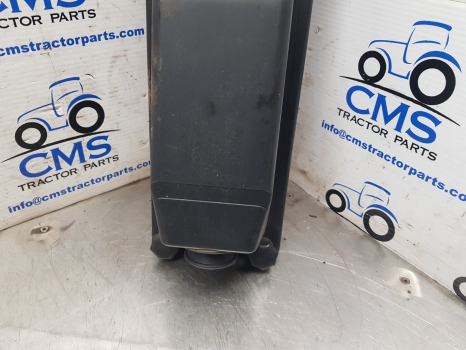 John Deere 6000 Series 6100,6610, 6810 Cab Air Filter Cover Al112551, Al80788 - A/C part: picture 2 John Deere 6000 Series 6100,6610, 6810 Cab Air Filter Cover Al112551, Al80788 - A/C part: picture 2