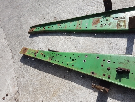 John Deere 6610, 6510, 6605 Premuim Main Frame, Mounting Pair L113352, L113353 - Window and parts for Farm tractor: picture 2 John Deere 6610, 6510, 6605 Premuim Main Frame, Mounting Pair L113352, L113353 - Window and parts for Farm tractor: picture 2