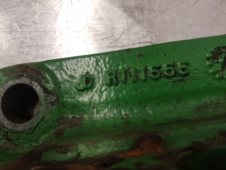 John Deere 6820, 6140j, 6800, 6900, 6910 Top Link Bracket R111555 - Frame/ Chassis for Agricultural machinery: picture 3 John Deere 6820, 6140j, 6800, 6900, 6910 Top Link Bracket R111555 - Frame/ Chassis for Agricultural machinery: picture 3