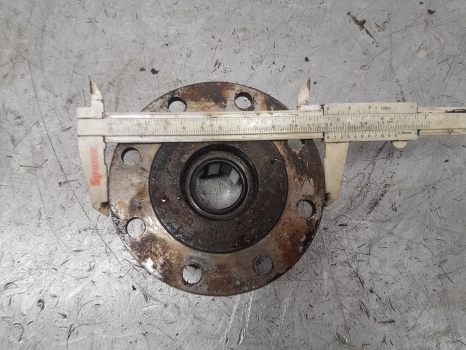 Manitou Maniscopic Dana Spicer Clark Hurth Axle Input Flange 717.14.046.01 - Axle and parts for Telescopic handler: picture 3 Manitou Maniscopic Dana Spicer Clark Hurth Axle Input Flange 717.14.046.01 - Axle and parts for Telescopic handler: picture 3