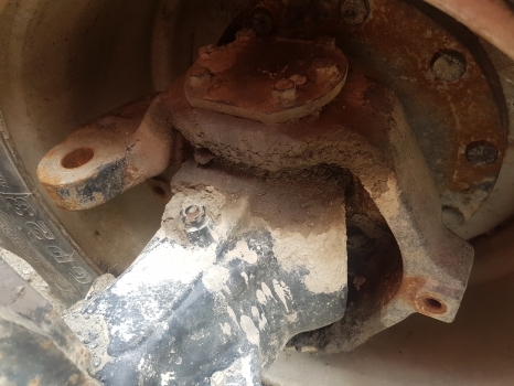 Manitou Mrt2540 Front Axle Dana Spicer 357/212/302 Rhs 729427, 737961, 603817 - Front axle for Telescopic handler: picture 2 Manitou Mrt2540 Front Axle Dana Spicer 357/212/302 Rhs 729427, 737961, 603817 - Front axle for Telescopic handler: picture 2