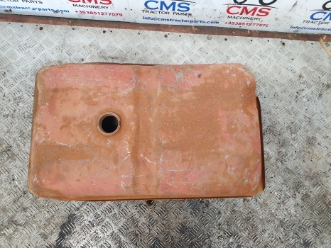 Massey Ferguson 135 Original Fuel Tank 897401m91, 897390m91, 897390m91 - Fuel tank for Farm tractor: picture 2 Massey Ferguson 135 Original Fuel Tank 897401m91, 897390m91, 897390m91 - Fuel tank for Farm tractor: picture 2