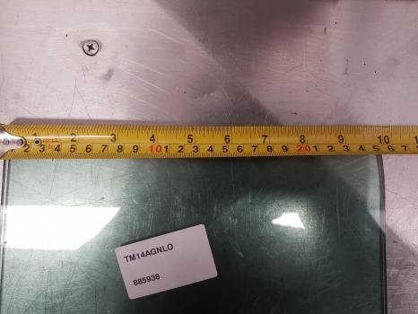 Massey Ferguson 3080, 3050, 3060, 3085 Lower Front Glass 3389391m1, 885938 - Window and parts for Farm tractor: picture 5 Massey Ferguson 3080, 3050, 3060, 3085 Lower Front Glass 3389391m1, 885938 - Window and parts for Farm tractor: picture 5