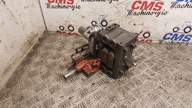 Massey Ferguson 690, 699, 590, 575 Hydraulic Lift Pump 1665610m2, 1675125m92 - Hydraulic pump for Farm tractor: picture 3 Massey Ferguson 690, 699, 590, 575 Hydraulic Lift Pump 1665610m2, 1675125m92 - Hydraulic pump for Farm tractor: picture 3