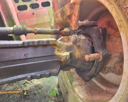 Massey Ferguson Rear Axle Complete Carraro 26.16, 141155, 145421, 137944 - Front axle for Material handling equipment: picture 1 Massey Ferguson Rear Axle Complete Carraro 26.16, 141155, 145421, 137944 - Front axle for Material handling equipment: picture 1