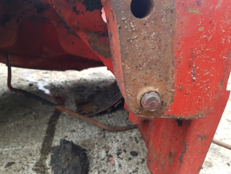 Mccormick Case Cx, Mxc, Mc Ser Mc100 Front Axle Support Bolster 138531, 337256a1 - Front axle for Agricultural machinery: picture 3 Mccormick Case Cx, Mxc, Mc Ser Mc100 Front Axle Support Bolster 138531, 337256a1 - Front axle for Agricultural machinery: picture 3