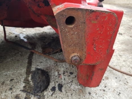 Mccormick Case Cx, Mxc, Mc Ser Mc100 Front Axle Support Bolster 138531, 337256a1 - Front axle for Agricultural machinery: picture 2 Mccormick Case Cx, Mxc, Mc Ser Mc100 Front Axle Support Bolster 138531, 337256a1 - Front axle for Agricultural machinery: picture 2