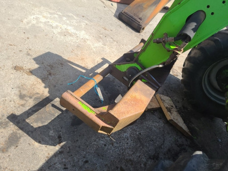 Merlo P28.7 Kt Headstock - Quick coupler for Telescopic handler: picture 5 Merlo P28.7 Kt Headstock - Quick coupler for Telescopic handler: picture 5