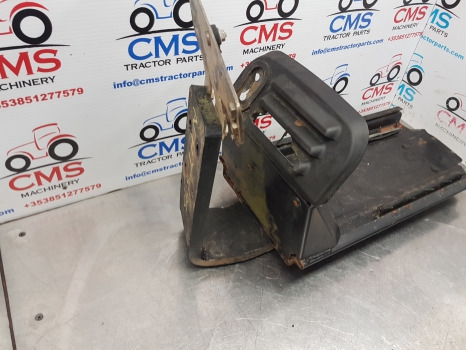 New Holland T5.95, T5, Case Battery Tray, Support 84535790, 84535783, 84536561 - Battery for Agricultural machinery: picture 4 New Holland T5.95, T5, Case Battery Tray, Support 84535790, 84535783, 84536561 - Battery for Agricultural machinery: picture 4