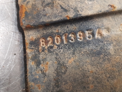 New Holland Tm125, Tm, Ts, 60 Series, Fiat M Tow Hook 82013954, 82026936 - Frame/ Chassis for Farm tractor: picture 4 New Holland Tm125, Tm, Ts, 60 Series, Fiat M Tow Hook 82013954, 82026936 - Frame/ Chassis for Farm tractor: picture 4