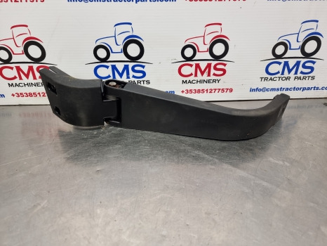 New Holland Ts115a, Tsa Series, Mirror Arm Lhs 82032644 - Rear view mirror for Agricultural machinery: picture 2 New Holland Ts115a, Tsa Series, Mirror Arm Lhs 82032644 - Rear view mirror for Agricultural machinery: picture 2