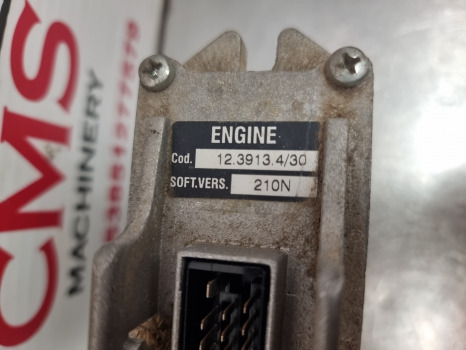 Same Dorado 85, Deutz, Lamborghini Ecu Control Unit 0.012.3913.4/70 - ECU: picture 4 Same Dorado 85, Deutz, Lamborghini Ecu Control Unit 0.012.3913.4/70 - ECU: picture 4