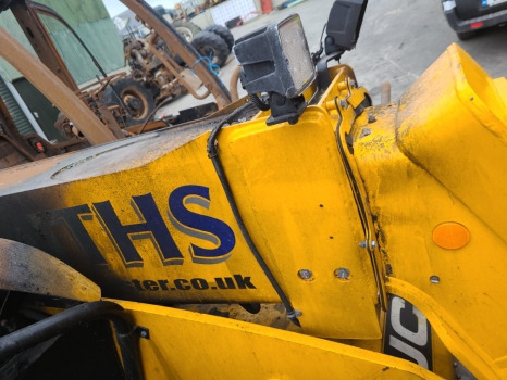 Jcb 542-70 Ag Loader boom complete 332/l8080, 333/c6185, 556/60508, 400/x6990 - Spare parts for Telescopic handler: picture 4 Jcb 542-70 Ag Loader boom complete 332/l8080, 333/c6185, 556/60508, 400/x6990 - Spare parts for Telescopic handler: picture 4