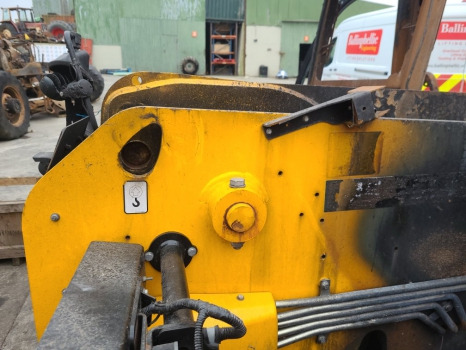 Jcb 542-70 Ag Loader boom complete 332/l8080, 333/c6185, 556/60508, 400/x6990 - Spare parts for Telescopic handler: picture 5 Jcb 542-70 Ag Loader boom complete 332/l8080, 333/c6185, 556/60508, 400/x6990 - Spare parts for Telescopic handler: picture 5