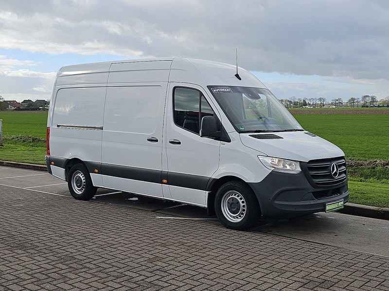 Mercedes-Benz Sprinter 314 L2H2 RWD Mbux! - Panel van: picture 4 Mercedes-Benz Sprinter 314 L2H2 RWD Mbux! - Panel van: picture 4