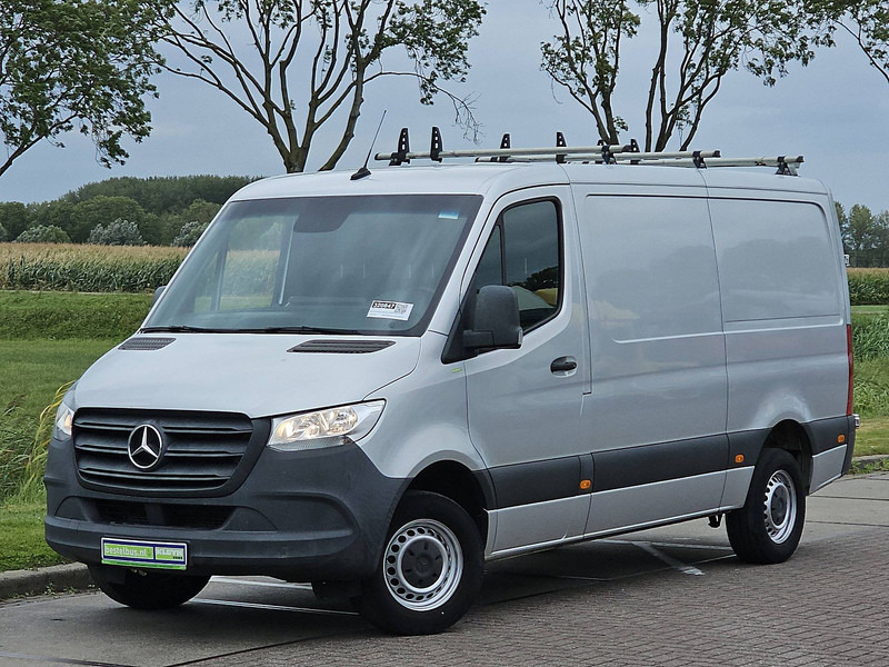 Mercedes-Benz Sprinter 316 L2H1 Trekhaak Mbux - Panel van: picture 2 Mercedes-Benz Sprinter 316 L2H1 Trekhaak Mbux - Panel van: picture 2