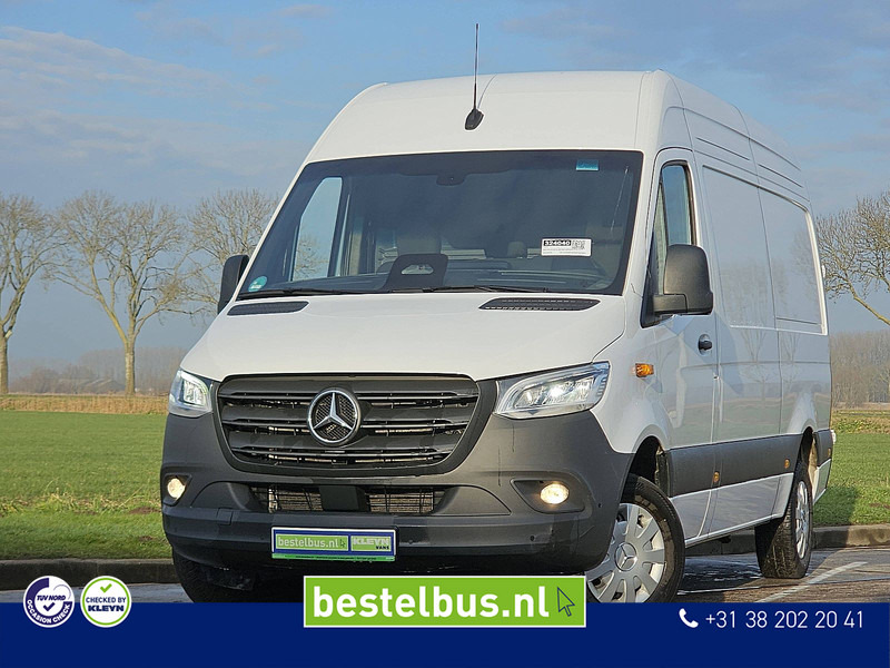 Mercedes-Benz Sprinter 317 L2H2 Mbux10 LED - Panel van: picture 1 Mercedes-Benz Sprinter 317 L2H2 Mbux10 LED - Panel van: picture 1