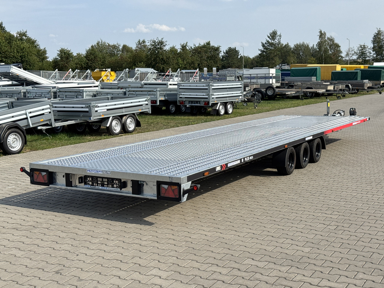 LORRIES PL35-8521 laweta na dwa auta 3500kg wypełnienie podłogi ALU 3 osie - Autotransporter trailer: picture 4 LORRIES PL35-8521 laweta na dwa auta 3500kg wypełnienie podłogi ALU 3 osie - Autotransporter trailer: picture 4